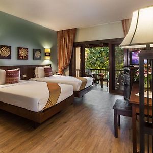 Superior Double or Twin Room Garden view